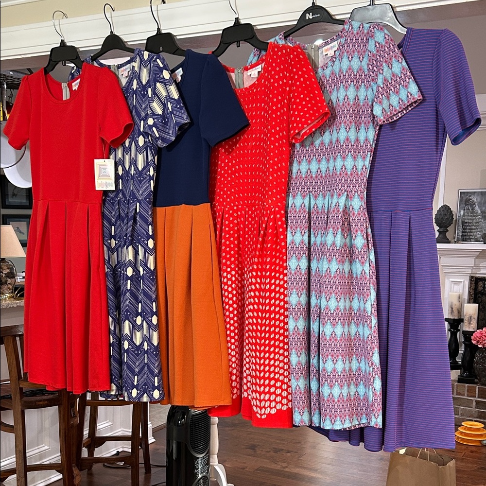 LulaRoe Bundle Girls